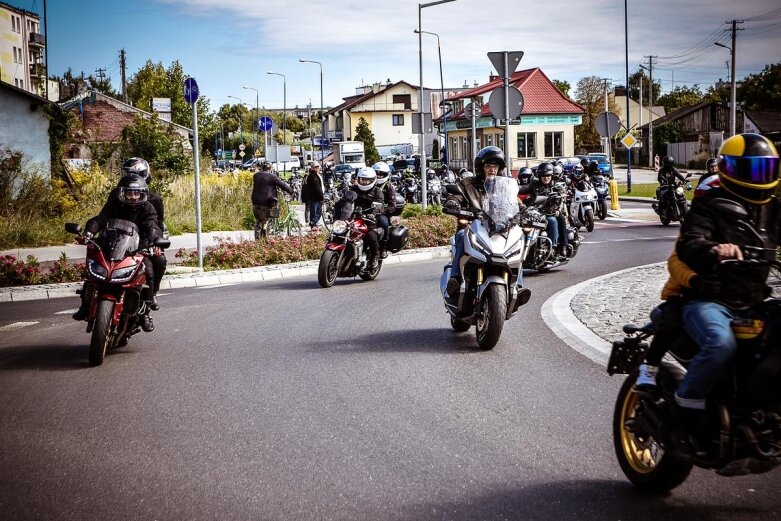  Parada motocyklistów w Skierniewicach. Mamy ich zdjęcia 