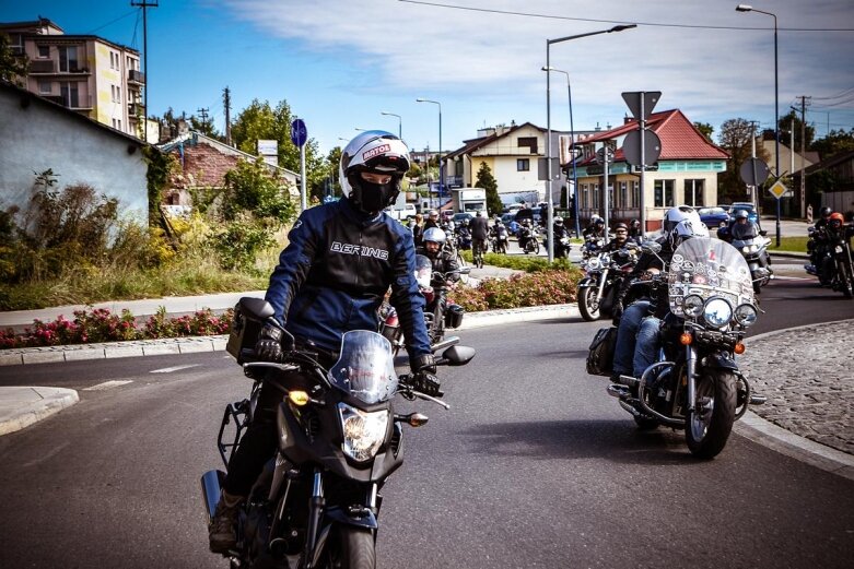  Parada motocyklistów w Skierniewicach. Mamy ich zdjęcia 