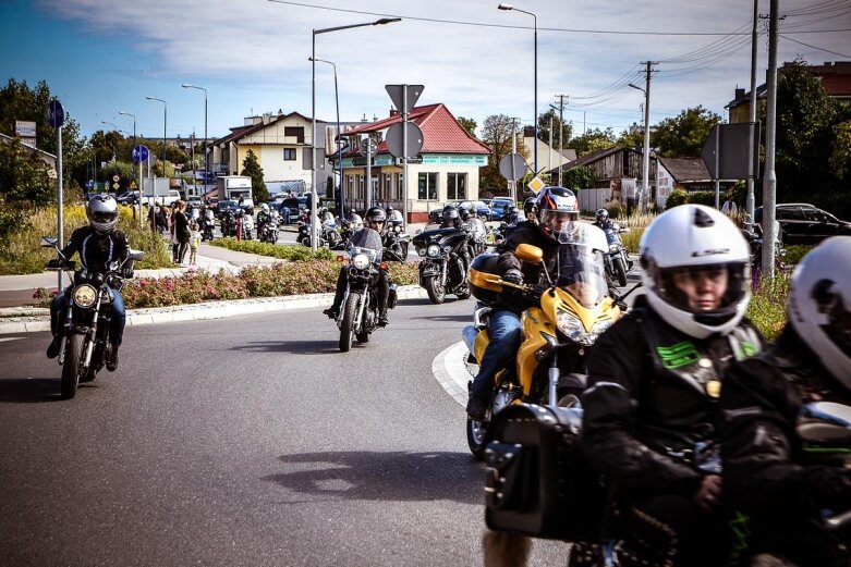  Parada motocyklistów w Skierniewicach. Mamy ich zdjęcia 