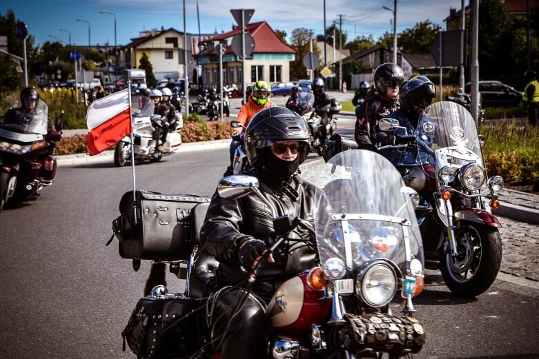  Parada motocyklistów w Skierniewicach. Mamy ich zdjęcia 