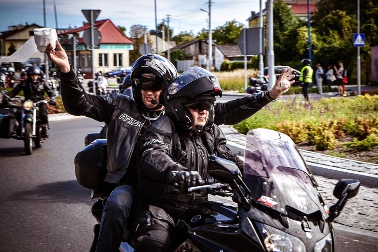  Parada motocyklistów w Skierniewicach. Mamy ich zdjęcia 