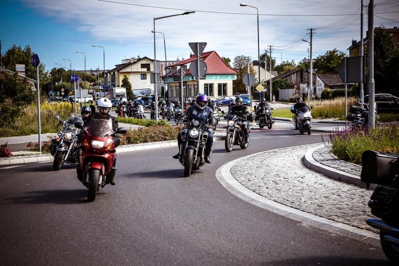  Parada motocyklistów w Skierniewicach. Mamy ich zdjęcia 