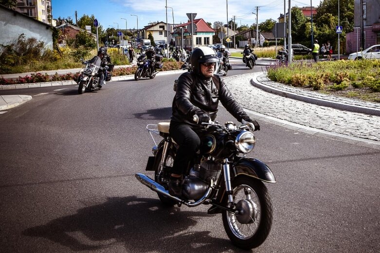  Parada motocyklistów w Skierniewicach. Mamy ich zdjęcia 