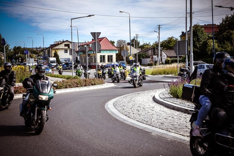  Parada motocyklistów w Skierniewicach. Mamy ich zdjęcia 