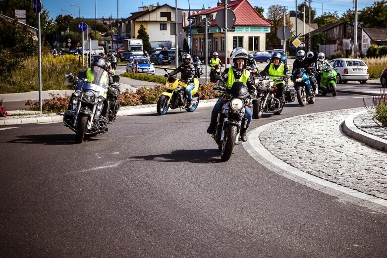  Parada motocyklistów w Skierniewicach. Mamy ich zdjęcia 