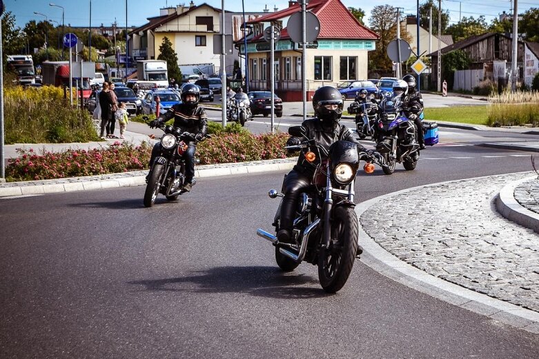  Parada motocyklistów w Skierniewicach. Mamy ich zdjęcia 