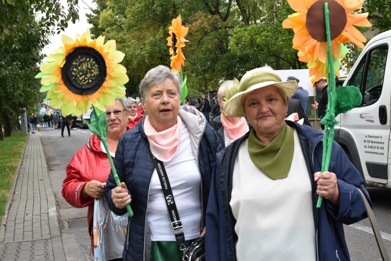  Parada smaków, kolorów i radości na ulicach Skierniewic. Ale widowisko! 