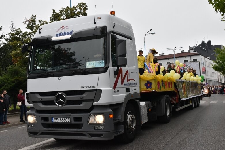  Parada smaków, kolorów i radości na ulicach Skierniewic. Ale widowisko! 