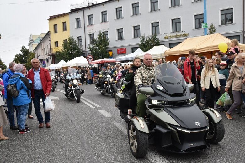  Parada smaków, kolorów i radości na ulicach Skierniewic. Ale widowisko! 