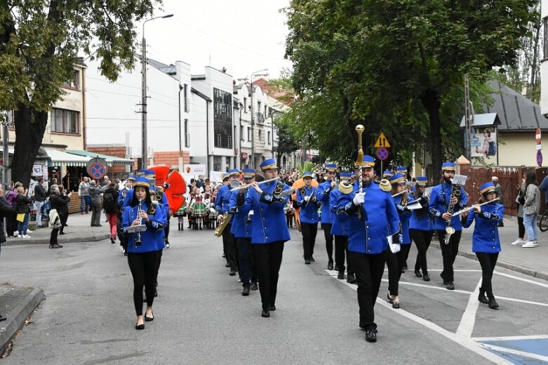  Parada smaków, kolorów i radości na ulicach Skierniewic. Ale widowisko! 