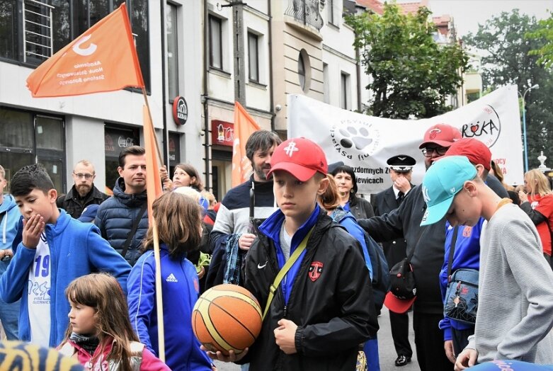  Parada smaków, kolorów i radości na ulicach Skierniewic. Ale widowisko! 