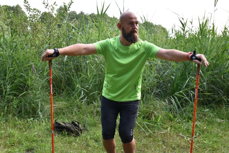  Pełen relaks w leśnej scenerii, czyli spacery Nordic Walking w Mszczonowie 