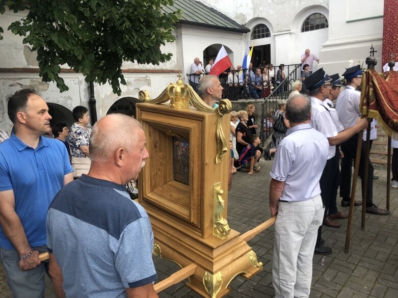  Pielgrzymowali do Miedniewic Klasztornych 