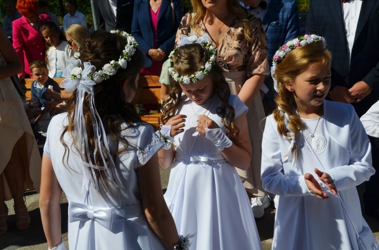  Pierwsza komunia święta w Słupi 