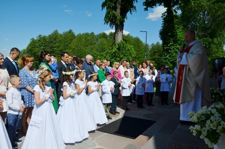  Pierwsza komunia święta w Słupi 