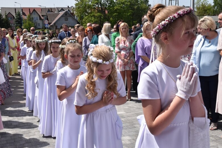  Pierwsza komunia w kościele Niepokalanego Serca Najświętszej Maryi Panny 