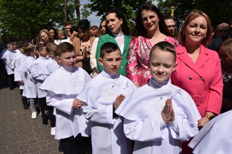  Pierwsze spotkanie z Jezusem. Komunia Święta w parafii św. Jakuba 