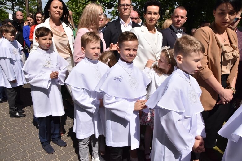  Pierwsze spotkanie z Jezusem. Komunia Święta w parafii św. Jakuba 