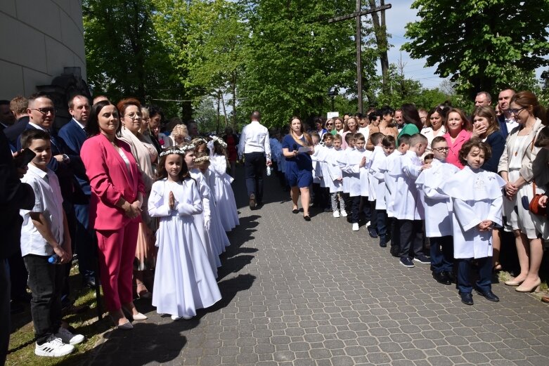  Pierwsze spotkanie z Jezusem. Komunia Święta w parafii św. Jakuba 