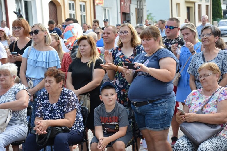  Piknik dożynkowy w Jeżowie  