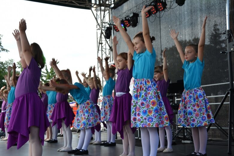  Piknik dożynkowy w Jeżowie  