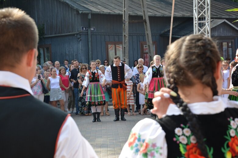  Piknik dożynkowy w Jeżowie  