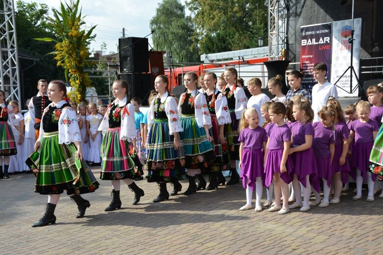  Piknik dożynkowy w Jeżowie  