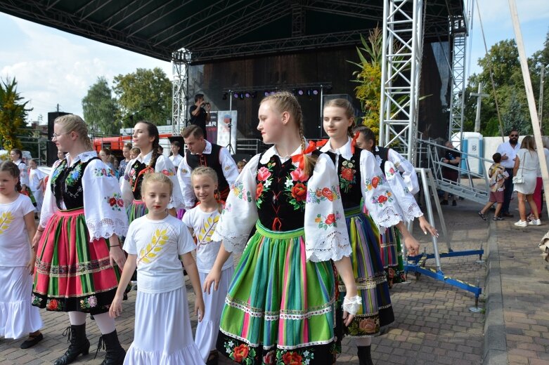  Piknik dożynkowy w Jeżowie  