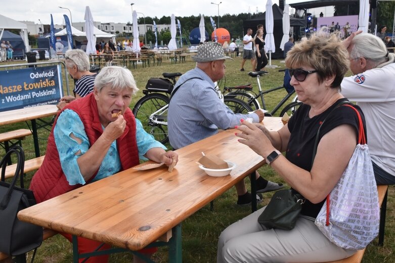  Pokazy i degustacje dań rybnych. Udany piknik nad zalewem 