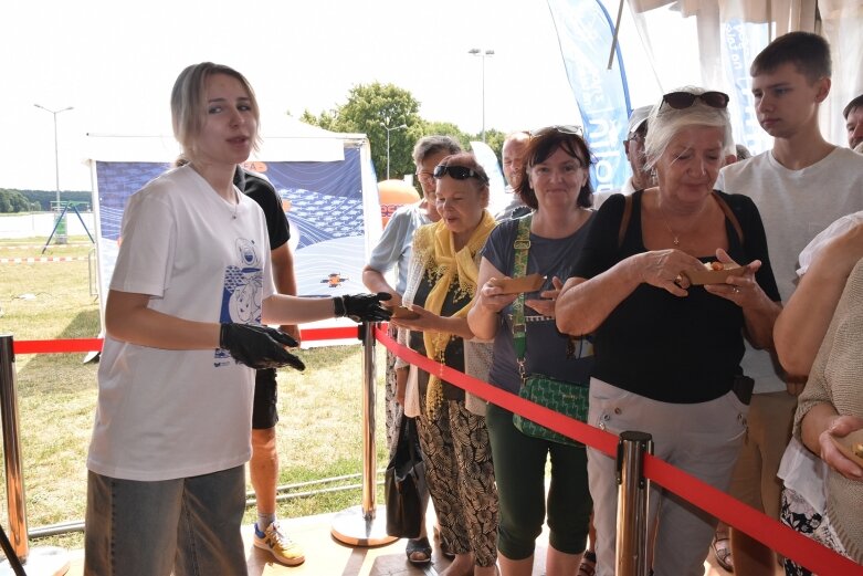  Pokazy i degustacje dań rybnych. Udany piknik nad zalewem 