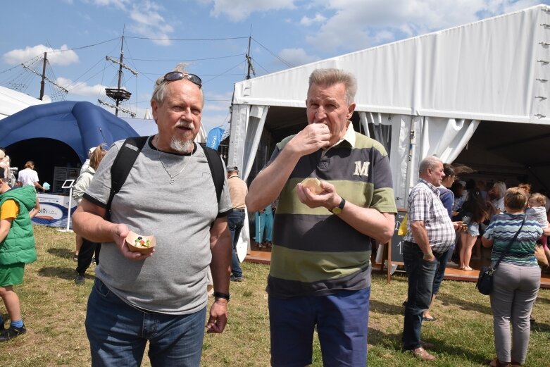  Pokazy i degustacje dań rybnych. Udany piknik nad zalewem 