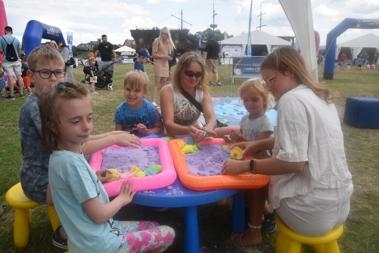  Pokazy i degustacje dań rybnych. Udany piknik nad zalewem 