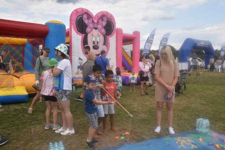  Pokazy i degustacje dań rybnych. Udany piknik nad zalewem 