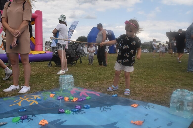  Pokazy i degustacje dań rybnych. Udany piknik nad zalewem 