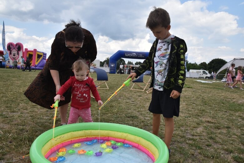  Pokazy i degustacje dań rybnych. Udany piknik nad zalewem 