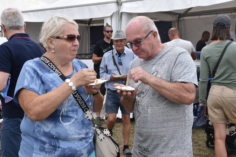  Pokazy i degustacje dań rybnych. Udany piknik nad zalewem 