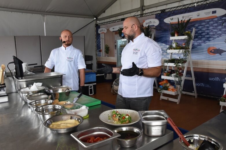  Pokazy i degustacje dań rybnych. Udany piknik nad zalewem 