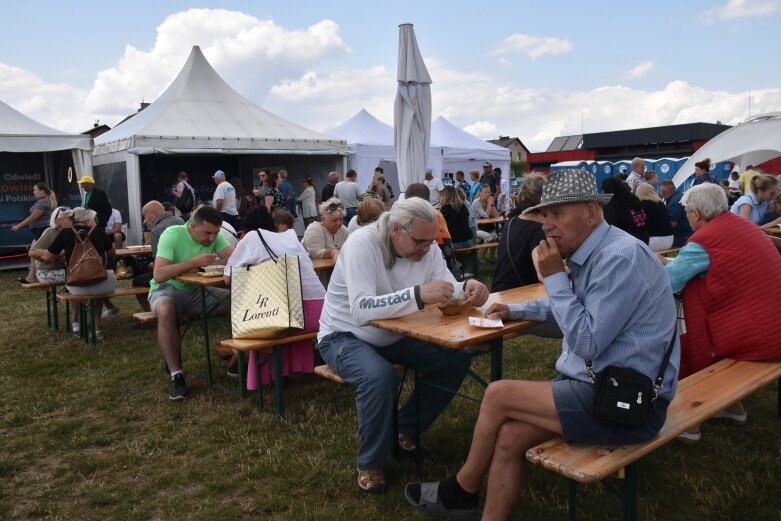  Pokazy i degustacje dań rybnych. Udany piknik nad zalewem 