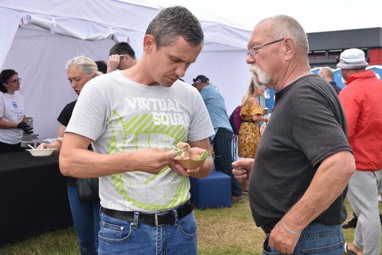  Pokazy i degustacje dań rybnych. Udany piknik nad zalewem 