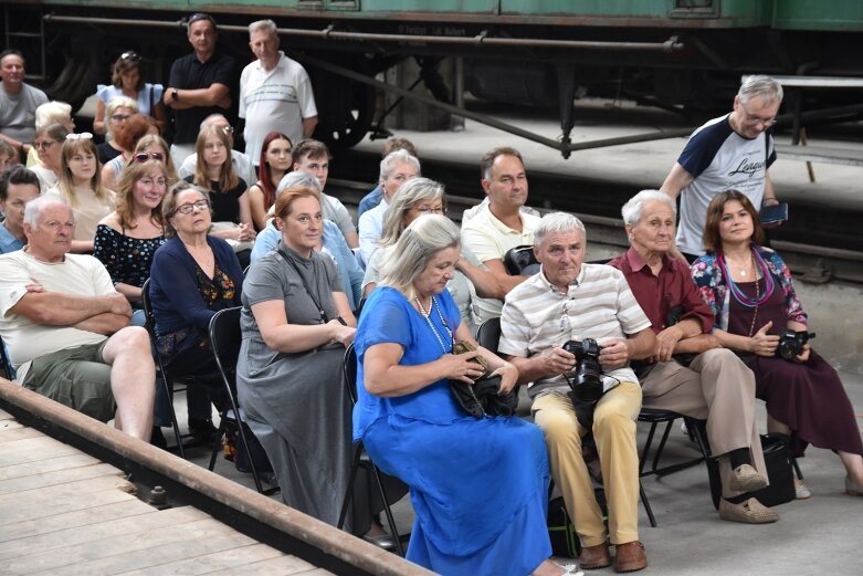  Ponad 160 gości na jazzie w parowozowni  