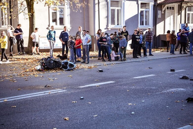  Poważny wypadek pod starostwem w Skierniewicach 