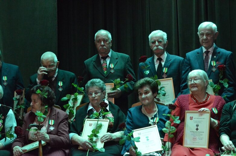  Powiat Skierniewicki uhonorował osoby zasłużone dla lokalnej kultury 