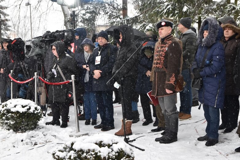  Powrót bohatera 1863 do Mszczonowa. Uroczystości z udziałem ministra Mariusza Błaszczaka 