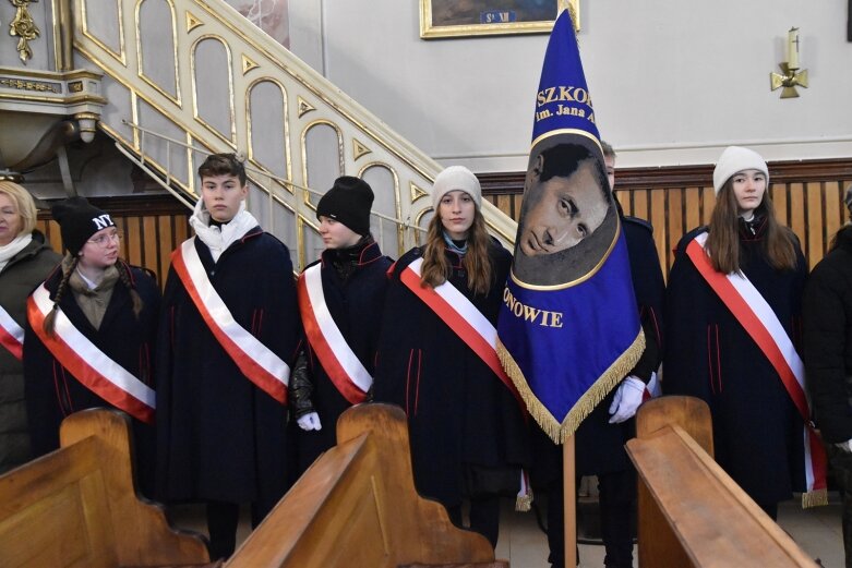  Powrót bohatera 1863 do Mszczonowa. Uroczystości z udziałem ministra Mariusza Błaszczaka 