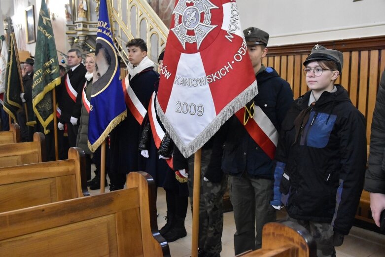  Powrót bohatera 1863 do Mszczonowa. Uroczystości z udziałem ministra Mariusza Błaszczaka 