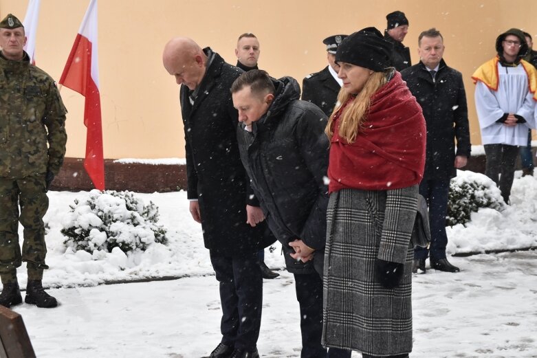  Powrót bohatera 1863 do Mszczonowa. Uroczystości z udziałem ministra Mariusza Błaszczaka 