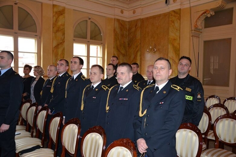  Pożegnanie komendanta, ale przede wszystkim dobrego człowieka 