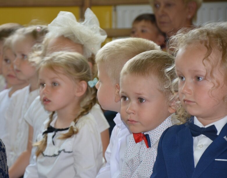  Przedszkolaki zakończyły pierwszy etap edukacji polonezem 