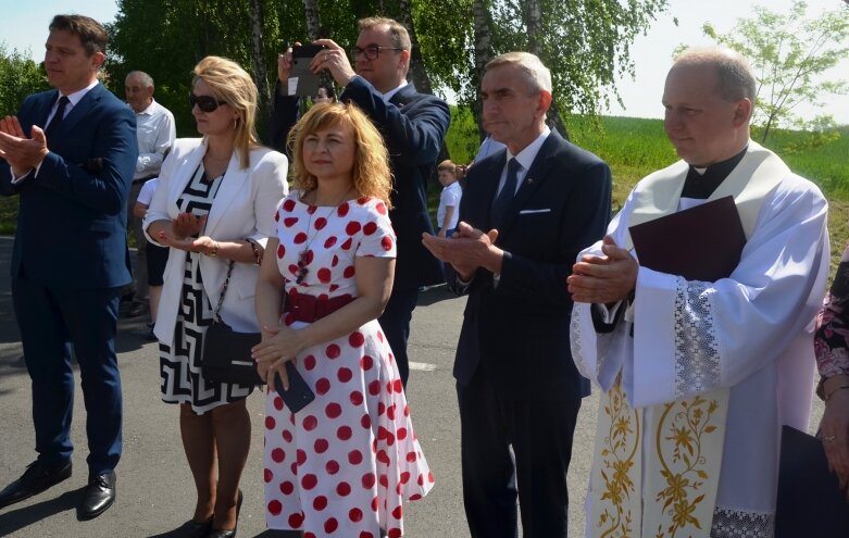  Przez 66 dni płonęło ognisko. Na pamiątkę wydarzeń ogień jest w herbie gminy Słupia 