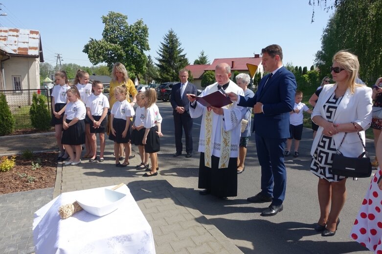  Przez 66 dni płonęło ognisko. Na pamiątkę wydarzeń ogień jest w herbie gminy Słupia 